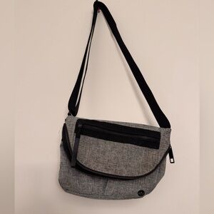 Lululemon bag